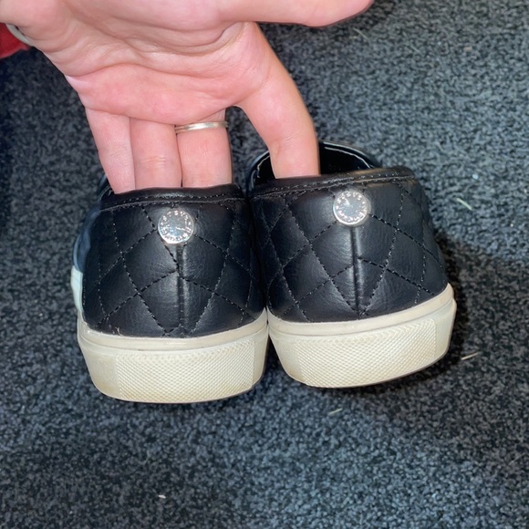 Steve Madden - Picture 3 of 3